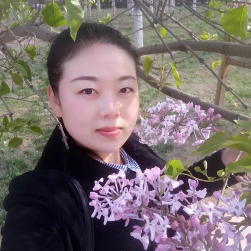 高铁乘务形体教师：刘丽霞