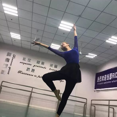 学前教育 舞蹈主讲教师 ：谷盼红